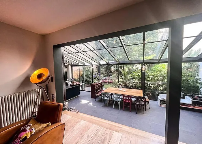 Maison De 250 M2 Jardin Jo 2024